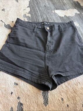 PrettyLittleThing Black High Waist Women's Shorts